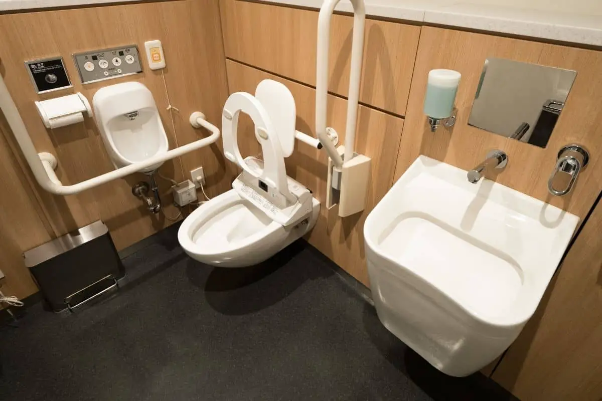 Japans Public Restrooms The Ins And Outs Of Japanese Toilets